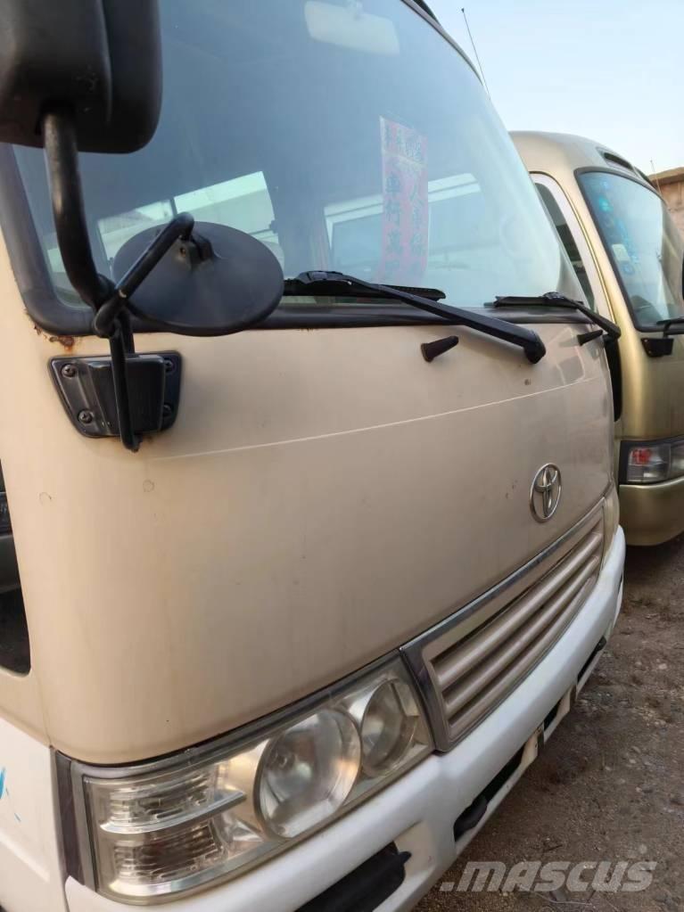 Toyota Coaster Bus Mikroautobusi