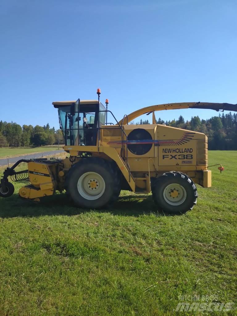 New Holland FX 38 Lopbarības novācēji