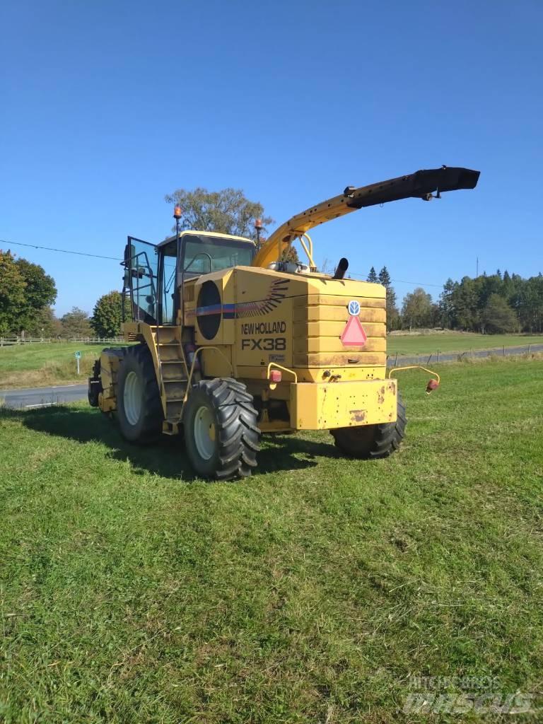 New Holland FX 38 Lopbarības novācēji