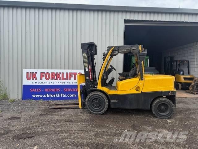 Hyster H4.5FT6 Tehnika ar dīzeļa dzinēju