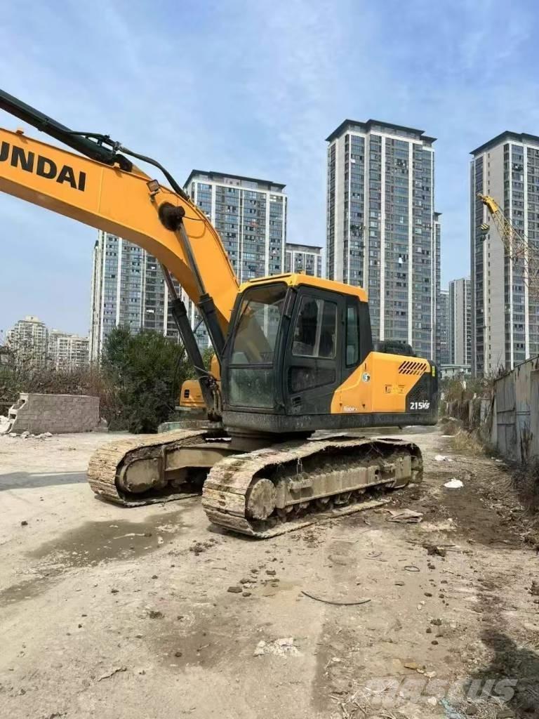 Hyundai 215VS Kāpurķēžu ekskavatori