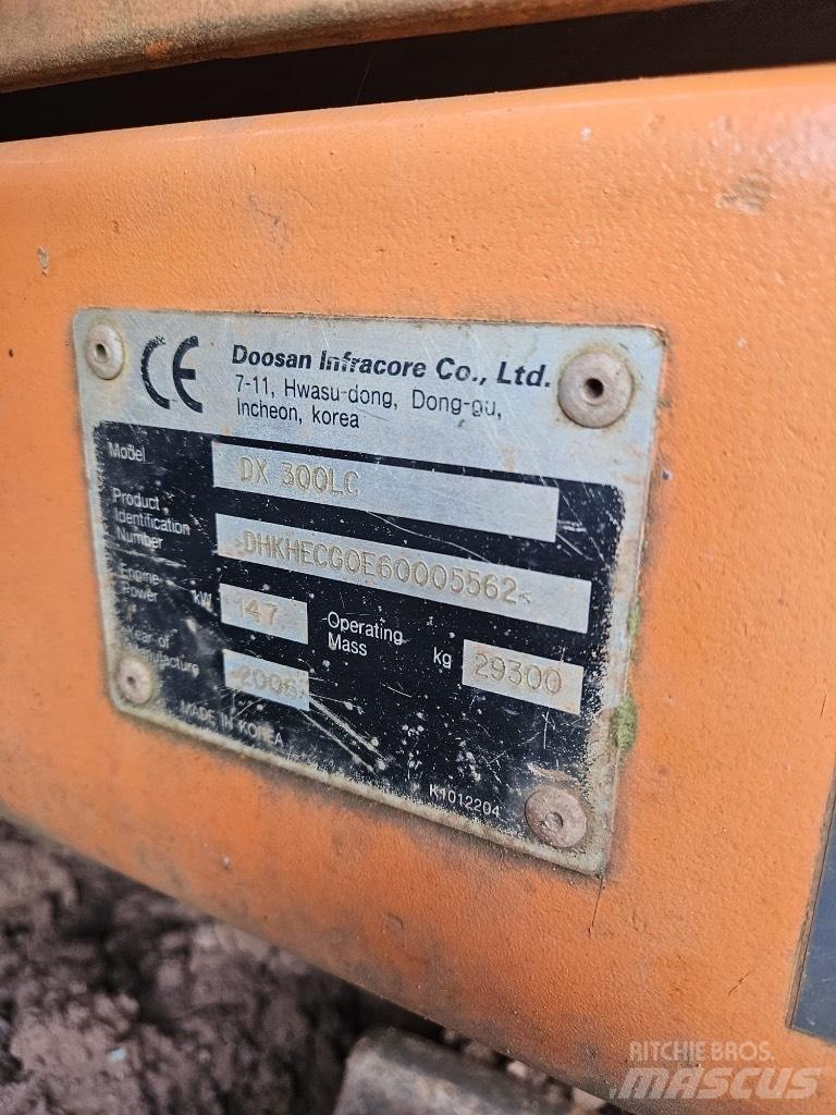 Doosan DX 300 LC-5 Kāpurķēžu ekskavatori