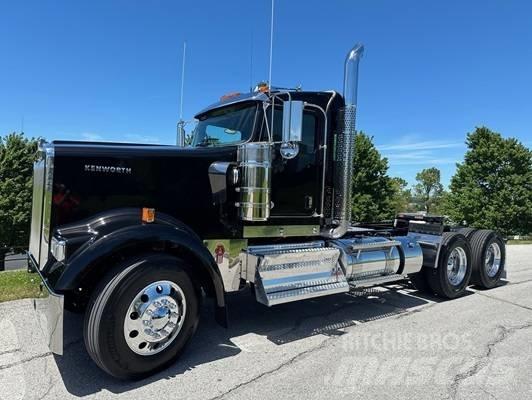 Kenworth W 900 Vilcēji
