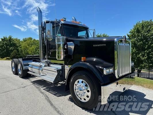 Kenworth W 900 Vilcēji