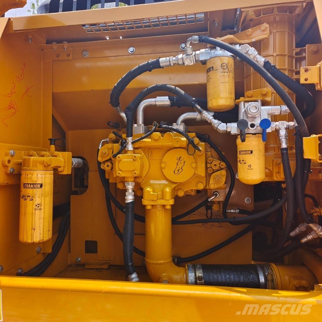 CAT 324 D L Kāpurķēžu ekskavatori