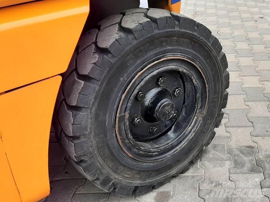 Toyota 5FDF50 Tehnika ar dīzeļa dzinēju