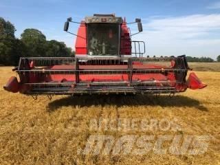 Massey Ferguson 36 Ražas novākšanas kombaini
