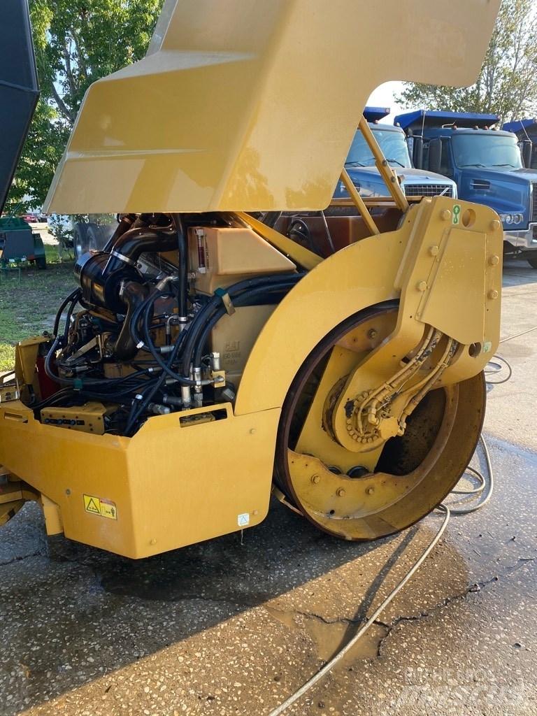 CAT CB 434 D Divvalču grunts veltņi