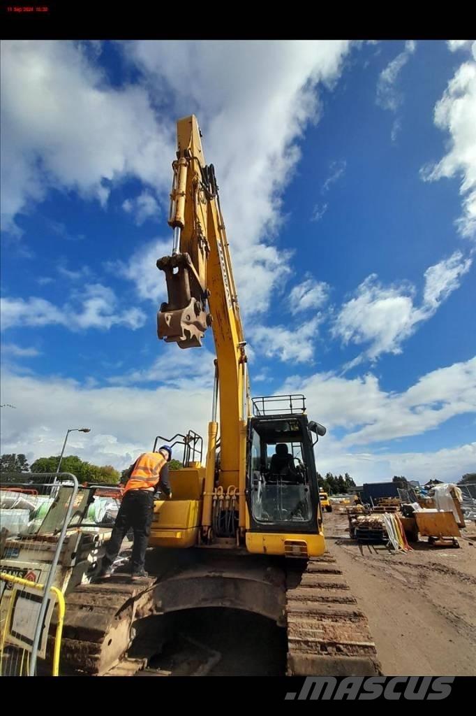 Komatsu PC 210 LC-11 Kāpurķēžu ekskavatori