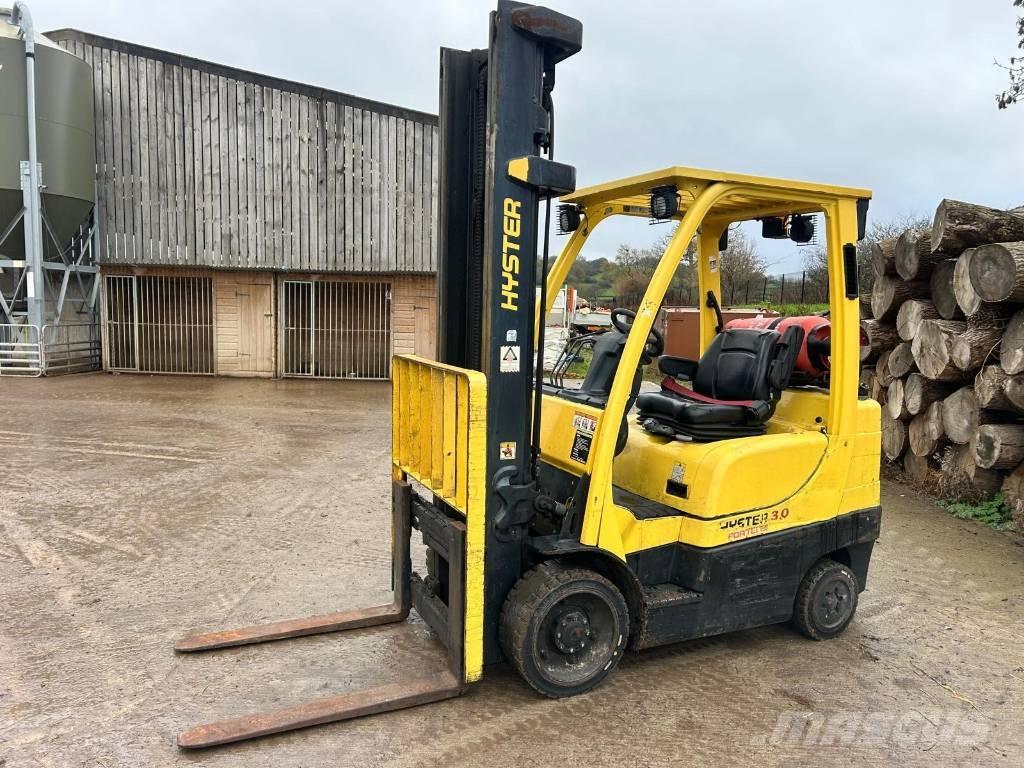 Hyster S 30 FT LPG tehnika