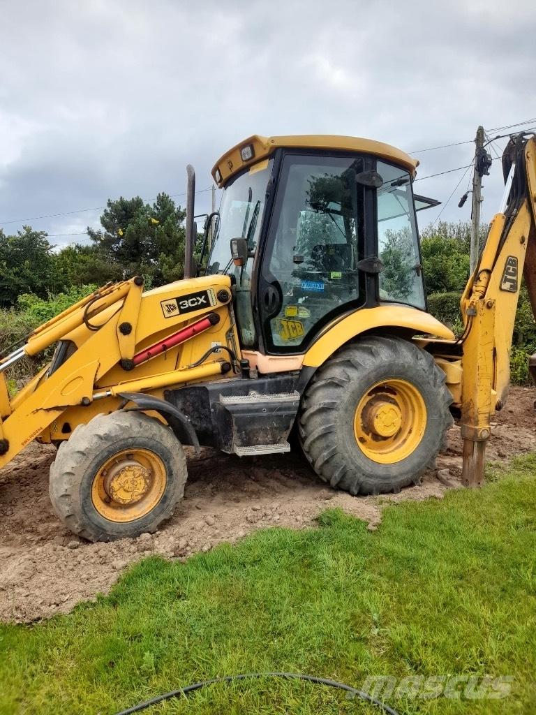 JCB 3 CX Ekskavatori-iekrāvēji