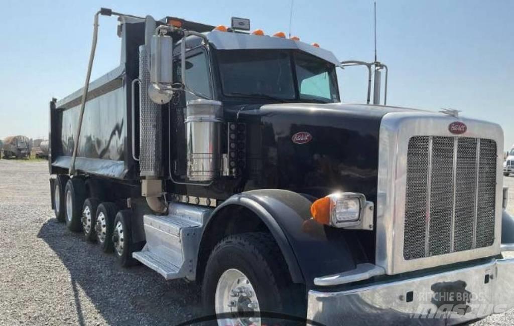 Peterbilt 367 Pašizgāzējs