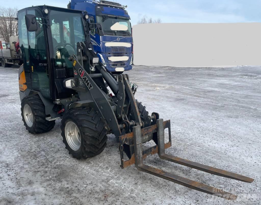 Gigant 2200 E Mini iekrāvēji