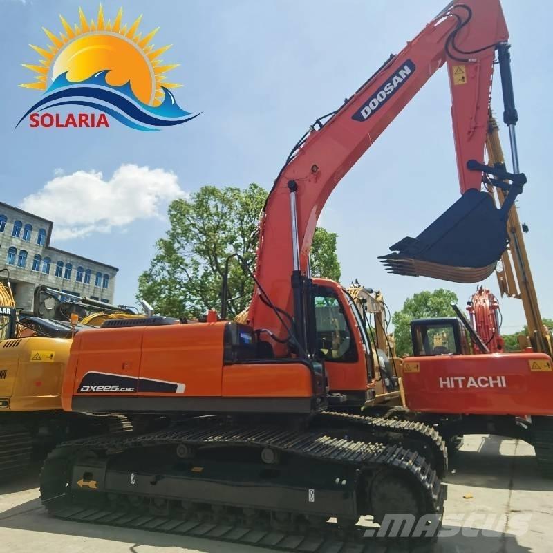 Doosan DX 225 LC-9C Kāpurķēžu ekskavatori