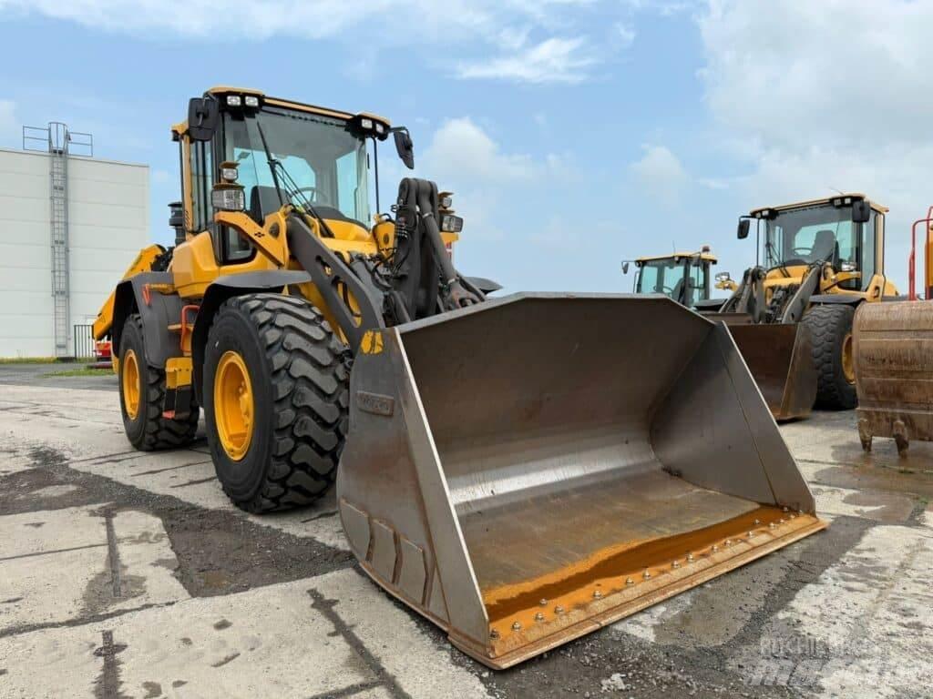 Volvo L90H Iekrāvēji uz riteņiem
