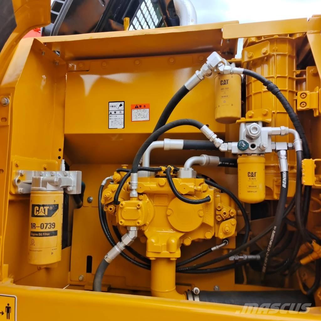 CAT 320 D2L Kāpurķēžu ekskavatori