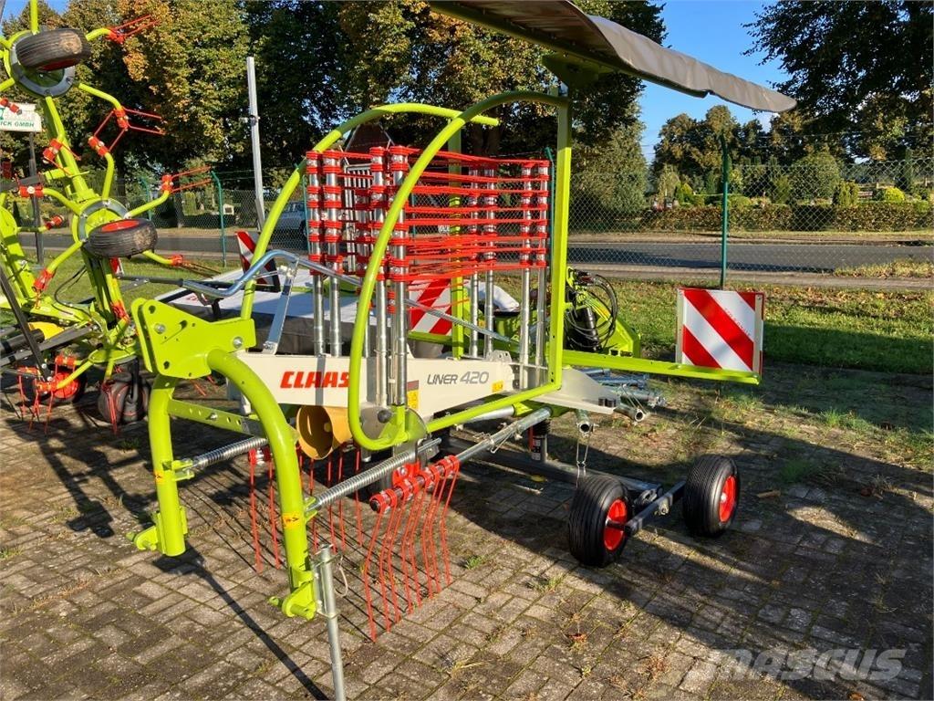 CLAAS Liner 420 Vālotāji