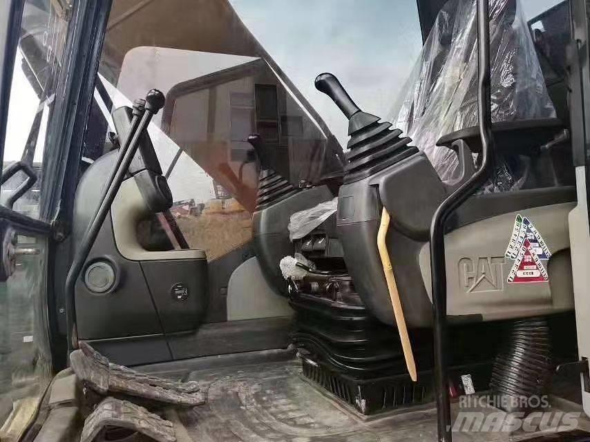 CAT 320 D Kāpurķēžu ekskavatori
