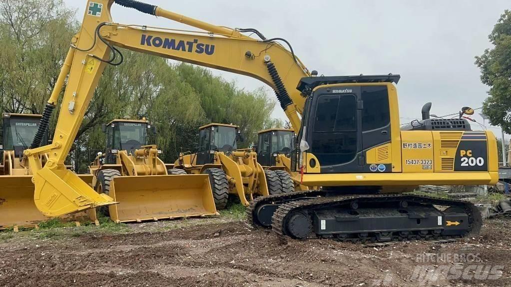 Komatsu pc200-8 Kāpurķēžu ekskavatori