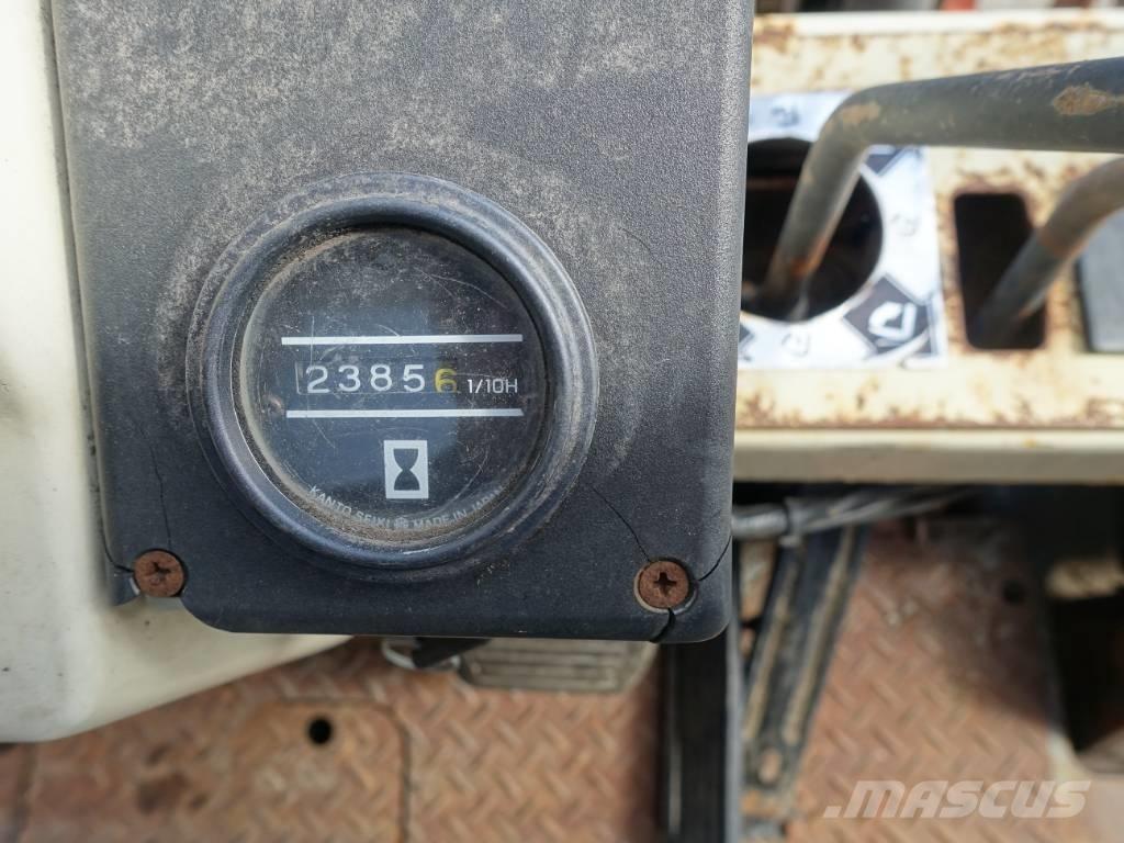 Nissan EH 02 A 20U Tehnika ar dīzeļa dzinēju