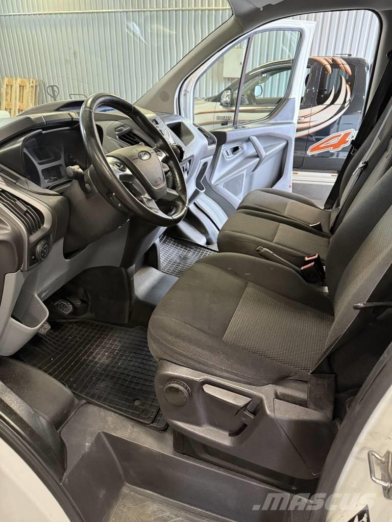 Ford Transit Custom Preču pārvadāšanas furgoni
