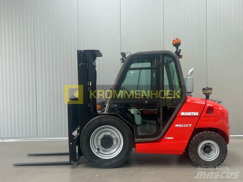 Manitou MSI 25 T Tehnika ar dīzeļa dzinēju