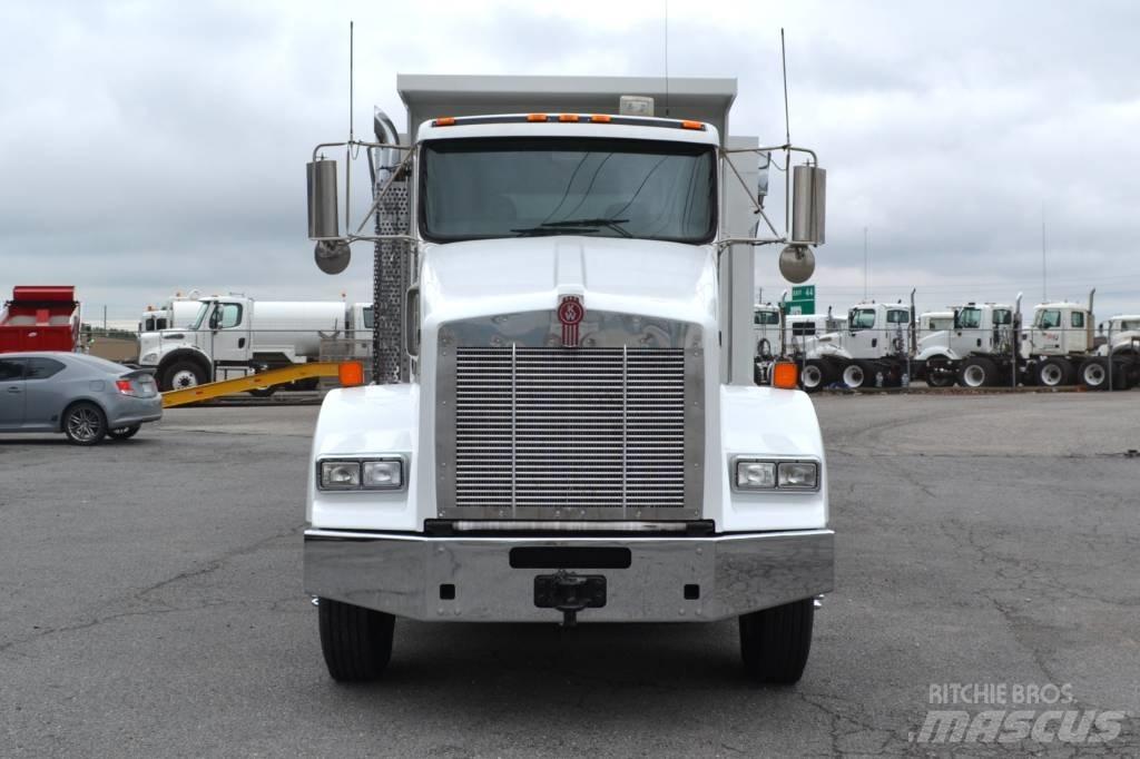 Kenworth T 800 Pašizgāzējs