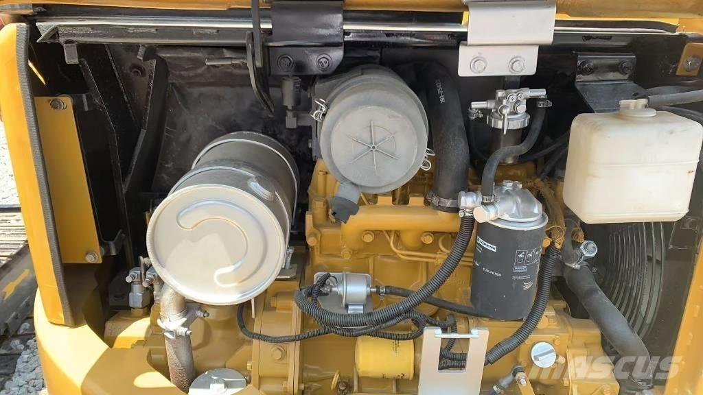 CAT 304 CR Mini ekskavatori < 7 t