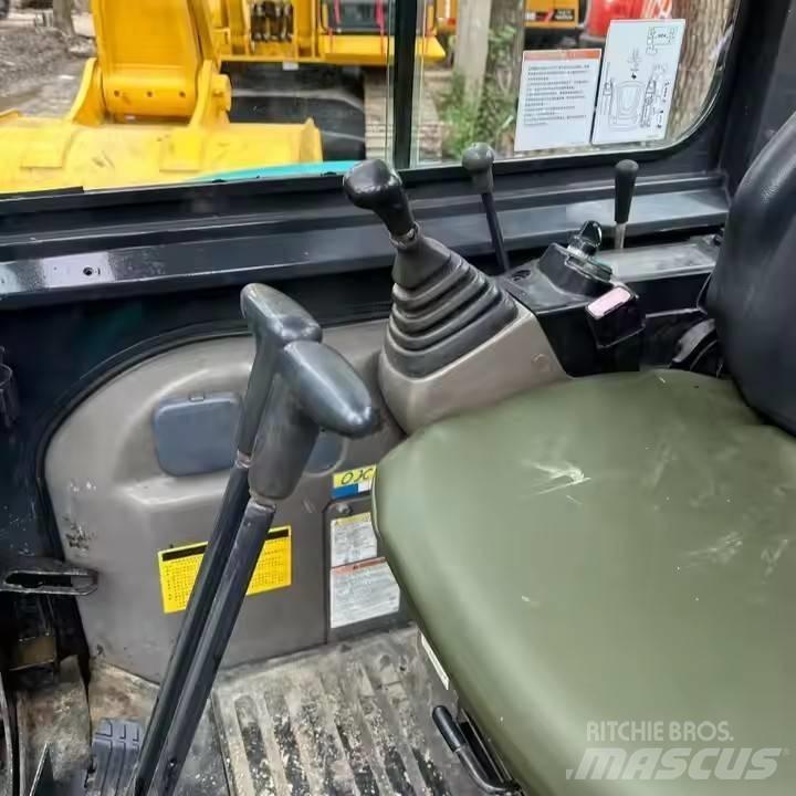 Kobelco SK55 Kāpurķēžu ekskavatori