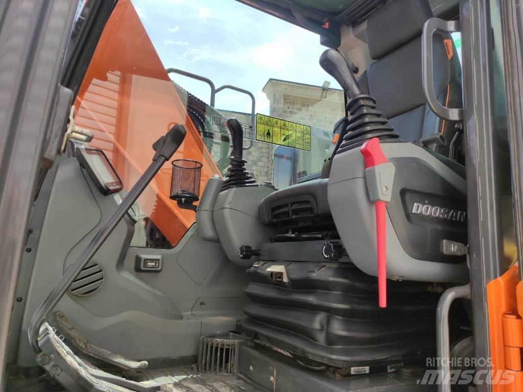 Doosan DX 140 LCR-7 Kāpurķēžu ekskavatori