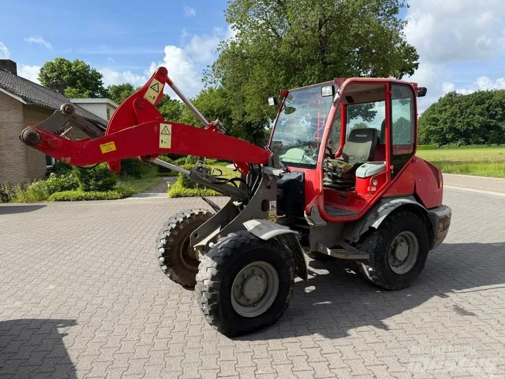 Komatsu WA70-5 Iekrāvēji uz riteņiem
