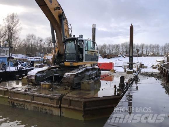 Liebherr R 956 LC Kāpurķēžu ekskavatori