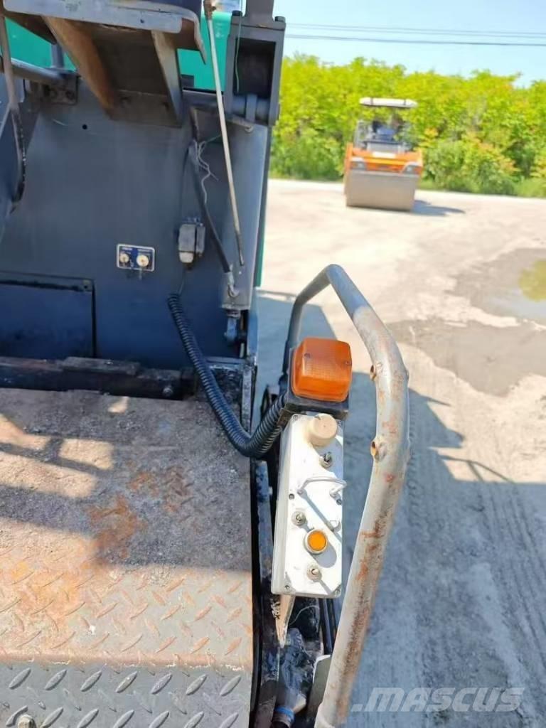 XCMG RP 453 L Asfalta klājēji