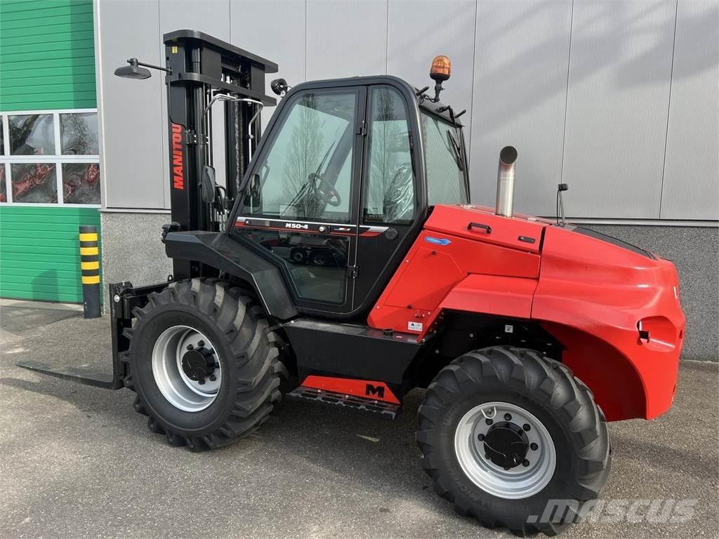 Manitou M50-4 Apvidus autokrāvējs