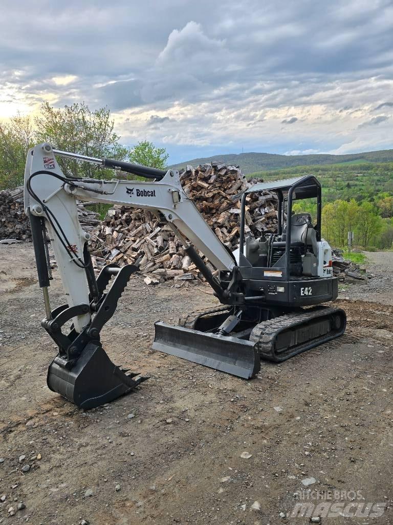 Bobcat E42 Mini ekskavatori < 7 t