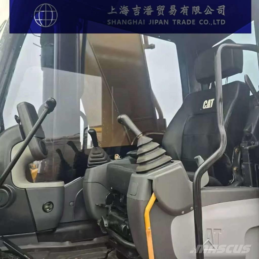 CAT 330 D Kāpurķēžu ekskavatori