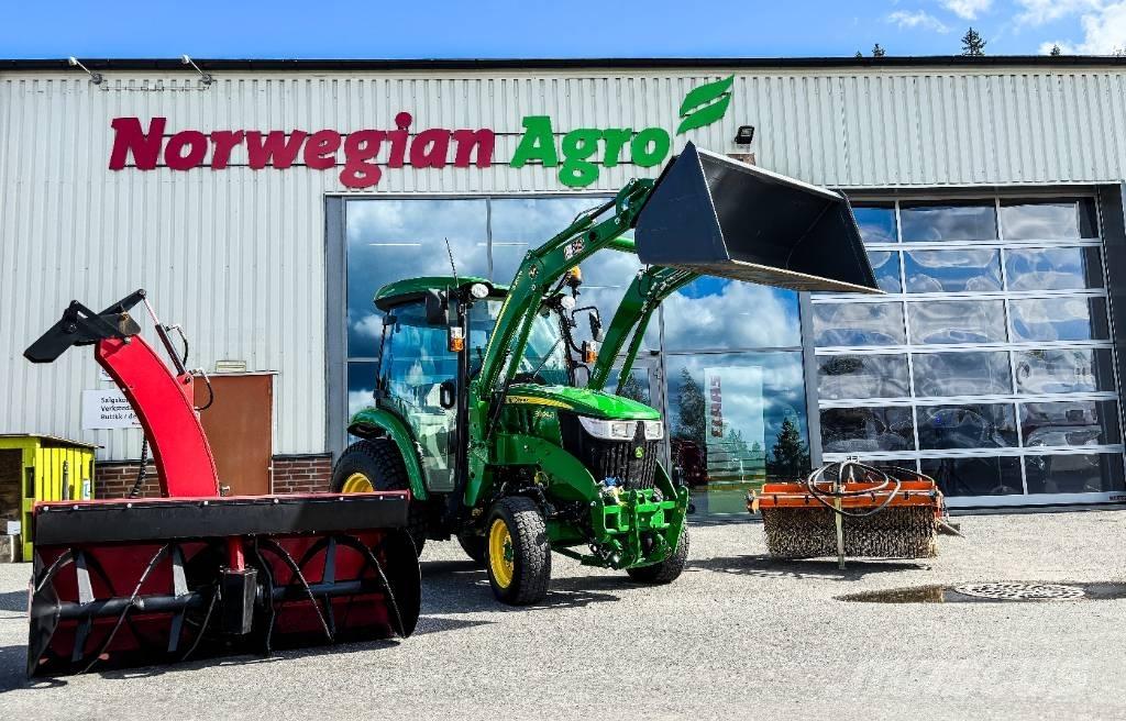 John Deere 3046R Kompaktie traktori