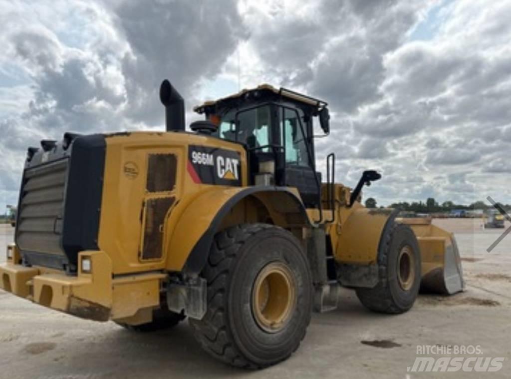 CAT 966 M Iekrāvēji uz riteņiem