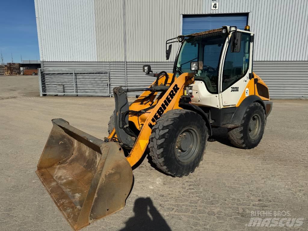 Liebherr L 506 Iekrāvēji uz riteņiem