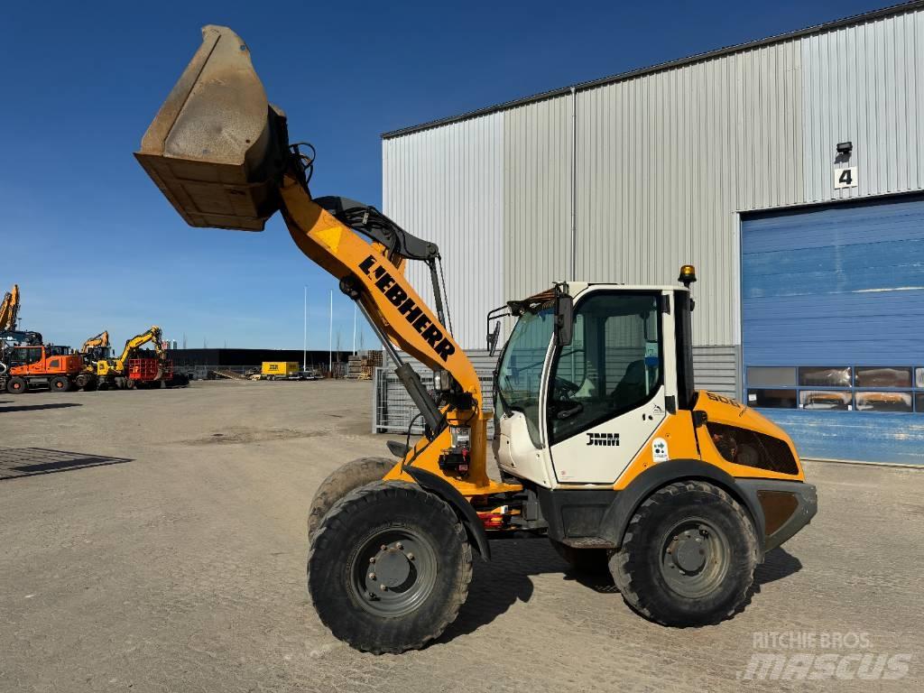 Liebherr L 506 Iekrāvēji uz riteņiem