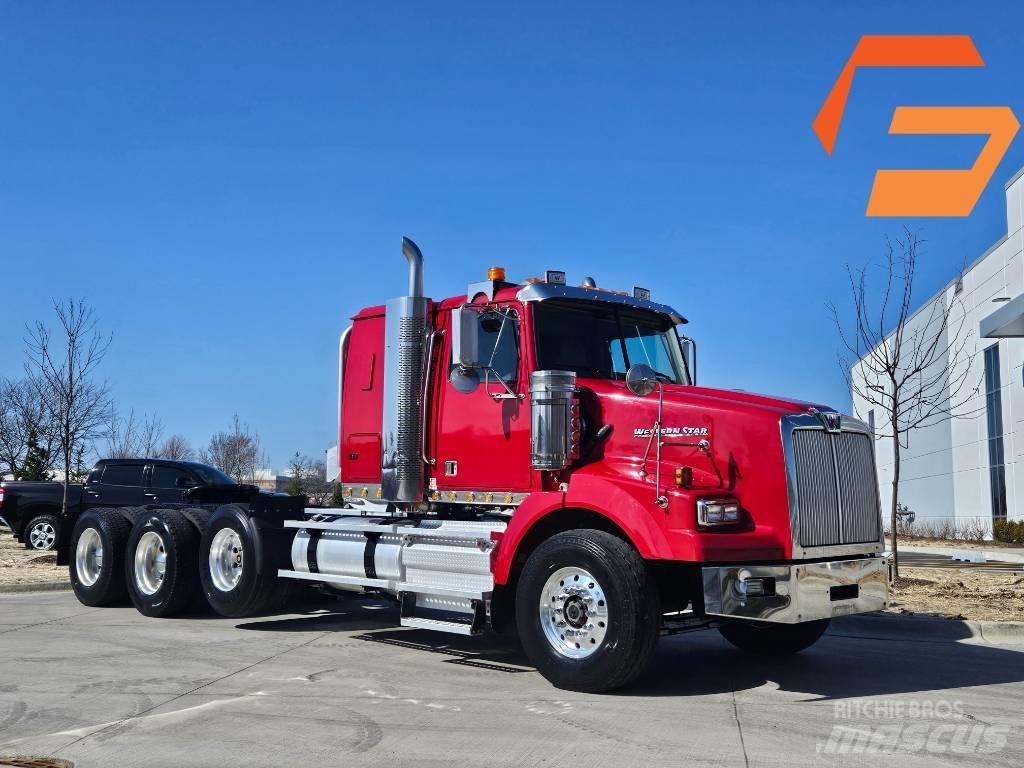 Western Star 4900 SB Vilcēji