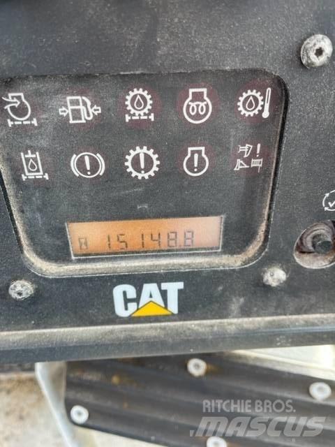 CAT D 6 T LGP Kāpurķēžu buldozeri