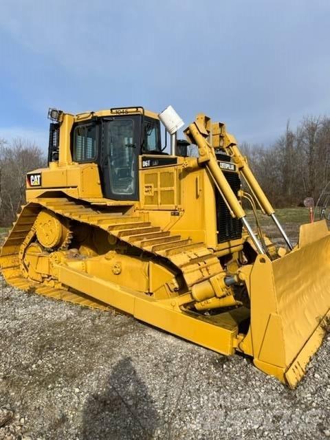 CAT D 6 T LGP Kāpurķēžu buldozeri