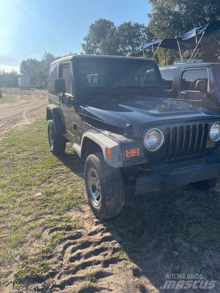 Jeep Wrangler Automašīnas