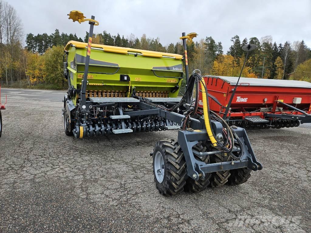 Junkkari T300 Kombinētās sējmašīnas