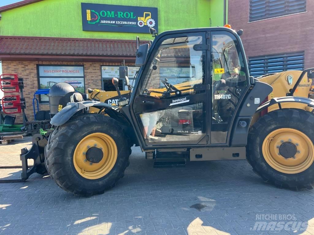 CAT TH 407 C Teleskopiskie manipulatori