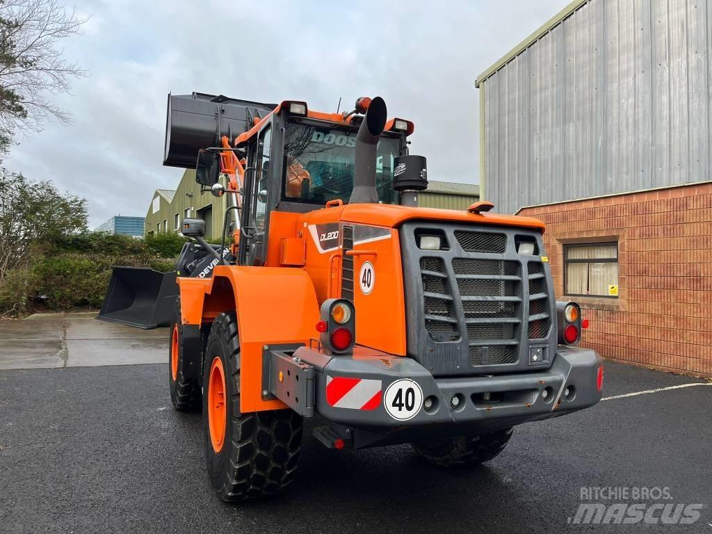 Doosan DL200-5 Iekrāvēji uz riteņiem