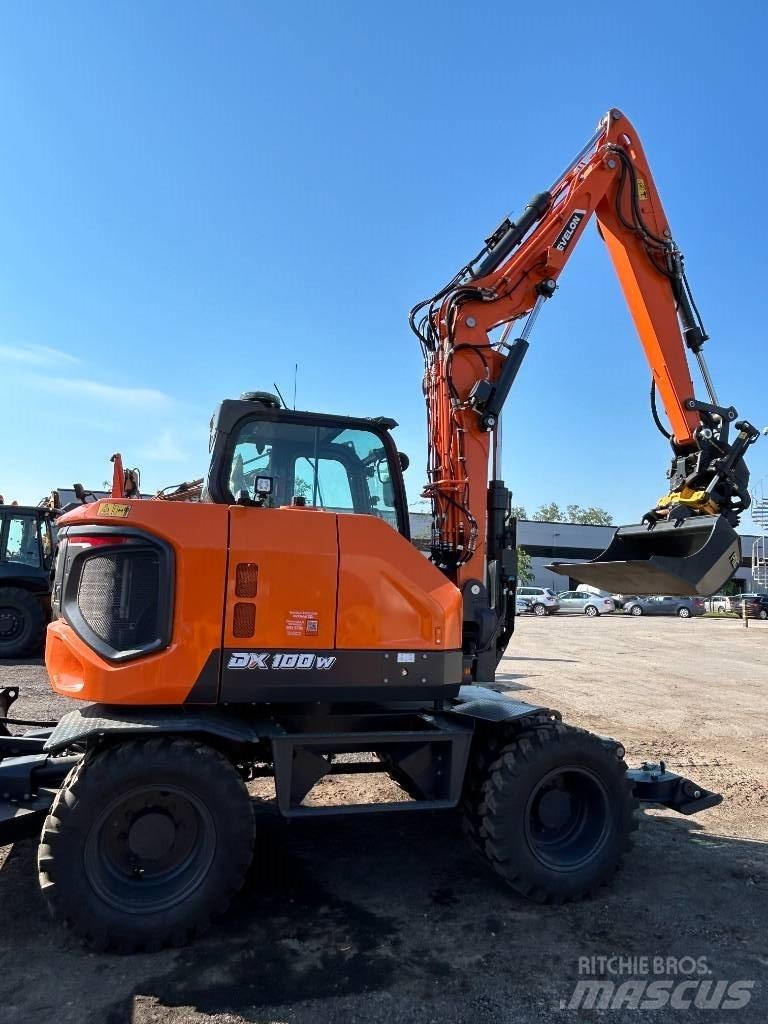 Develon DX 100 W-7 Ekskavatori uz riteņiem