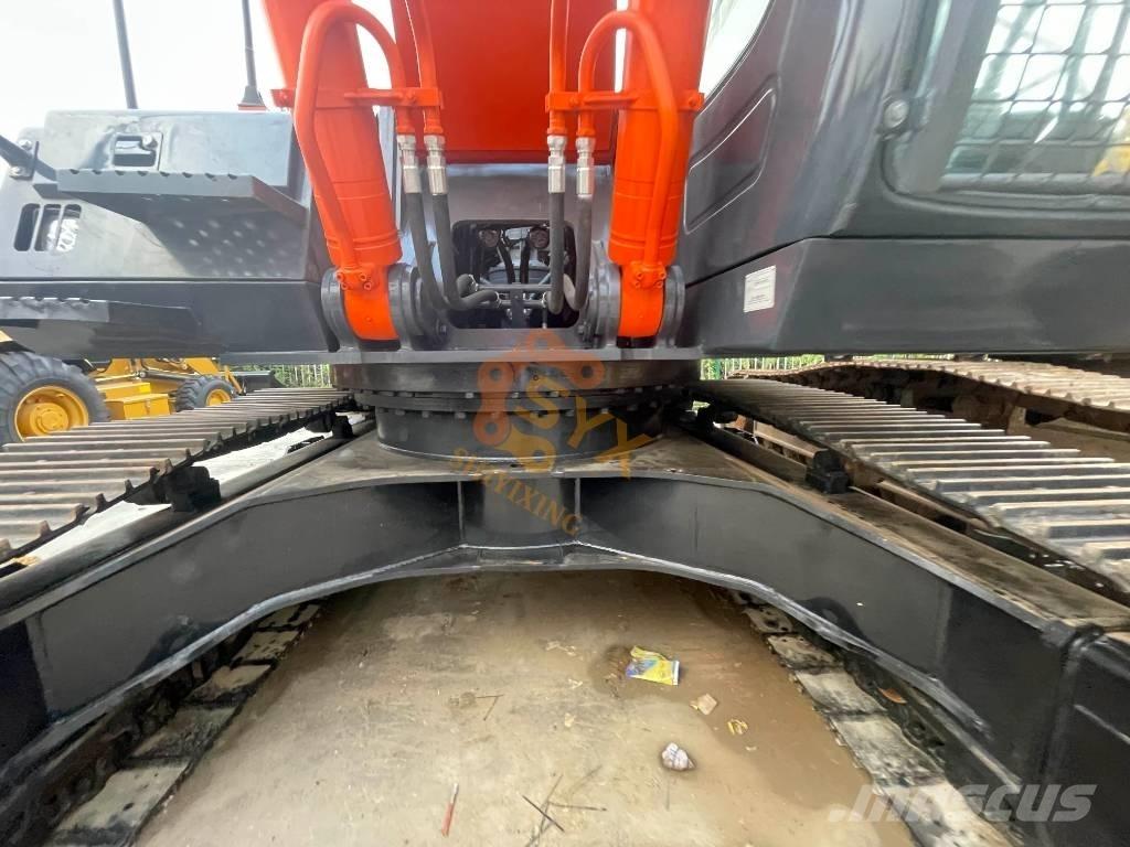 Hitachi ZX 350 H-3 Kāpurķēžu ekskavatori