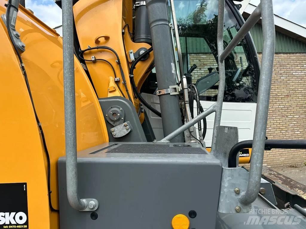 Liebherr A914 Ekskavatori uz riteņiem